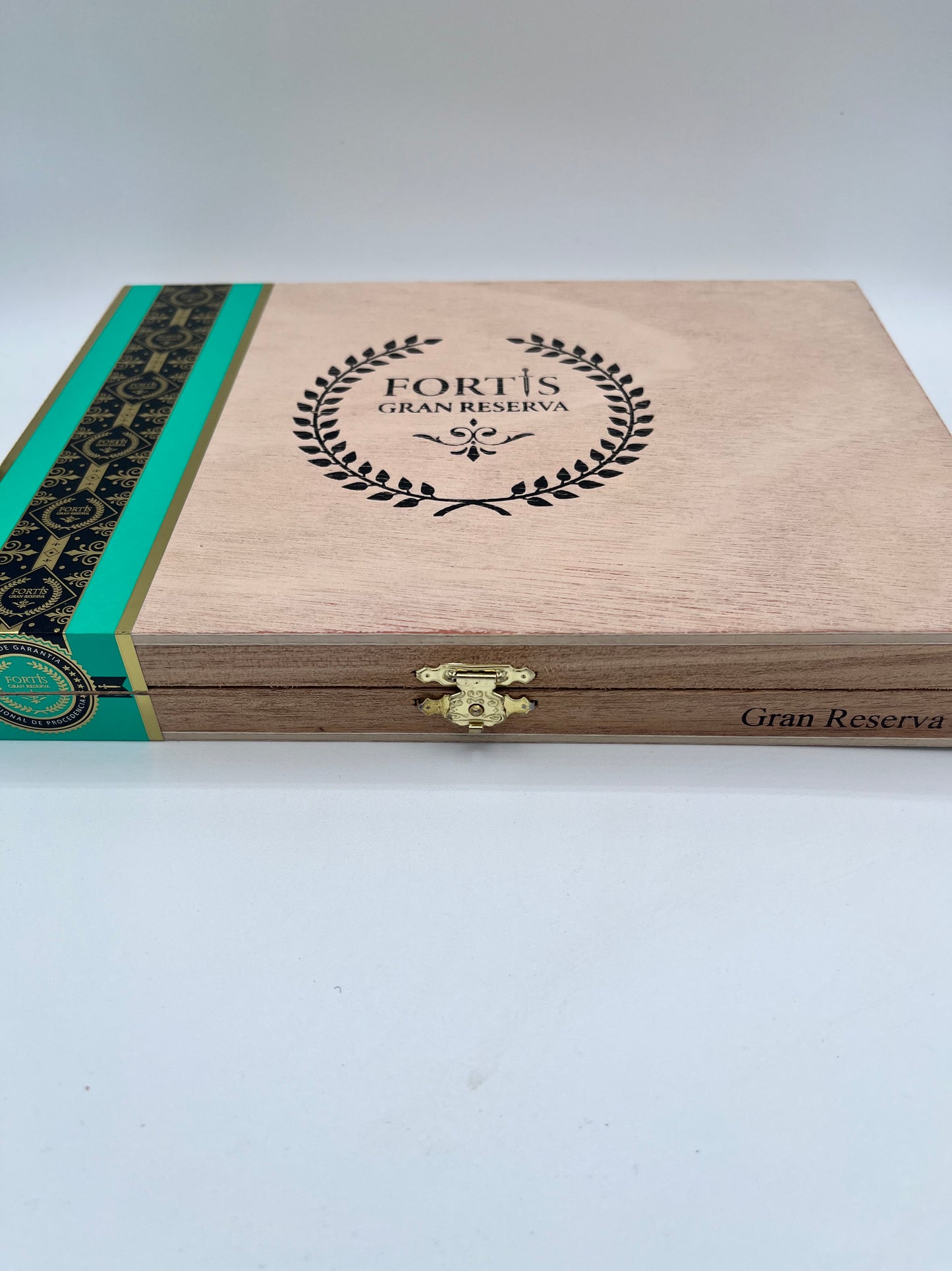 Fortis Cigars-Blended by AJ Fernandez