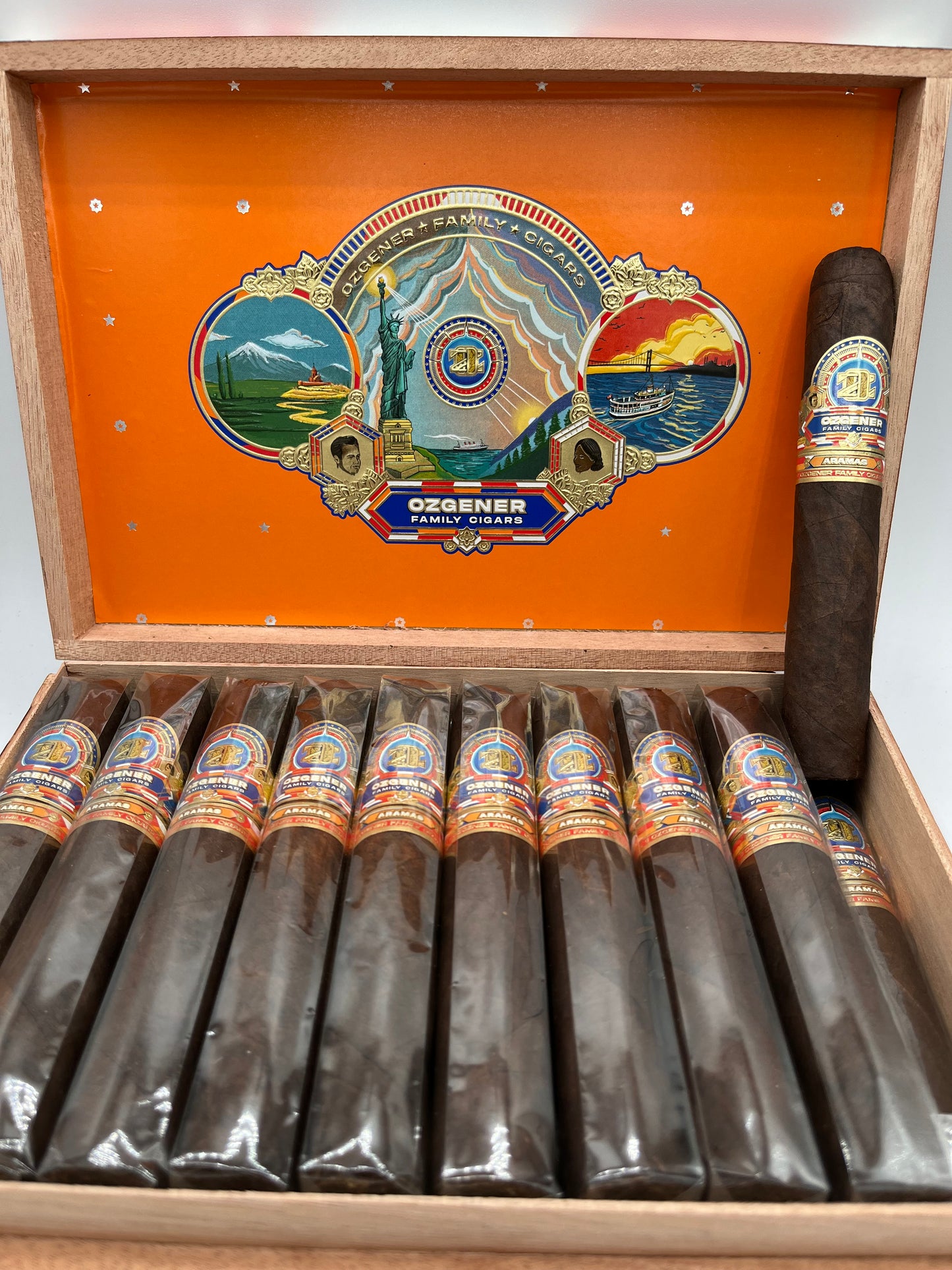 Aramas A 55 by Ozgener Family Cigars