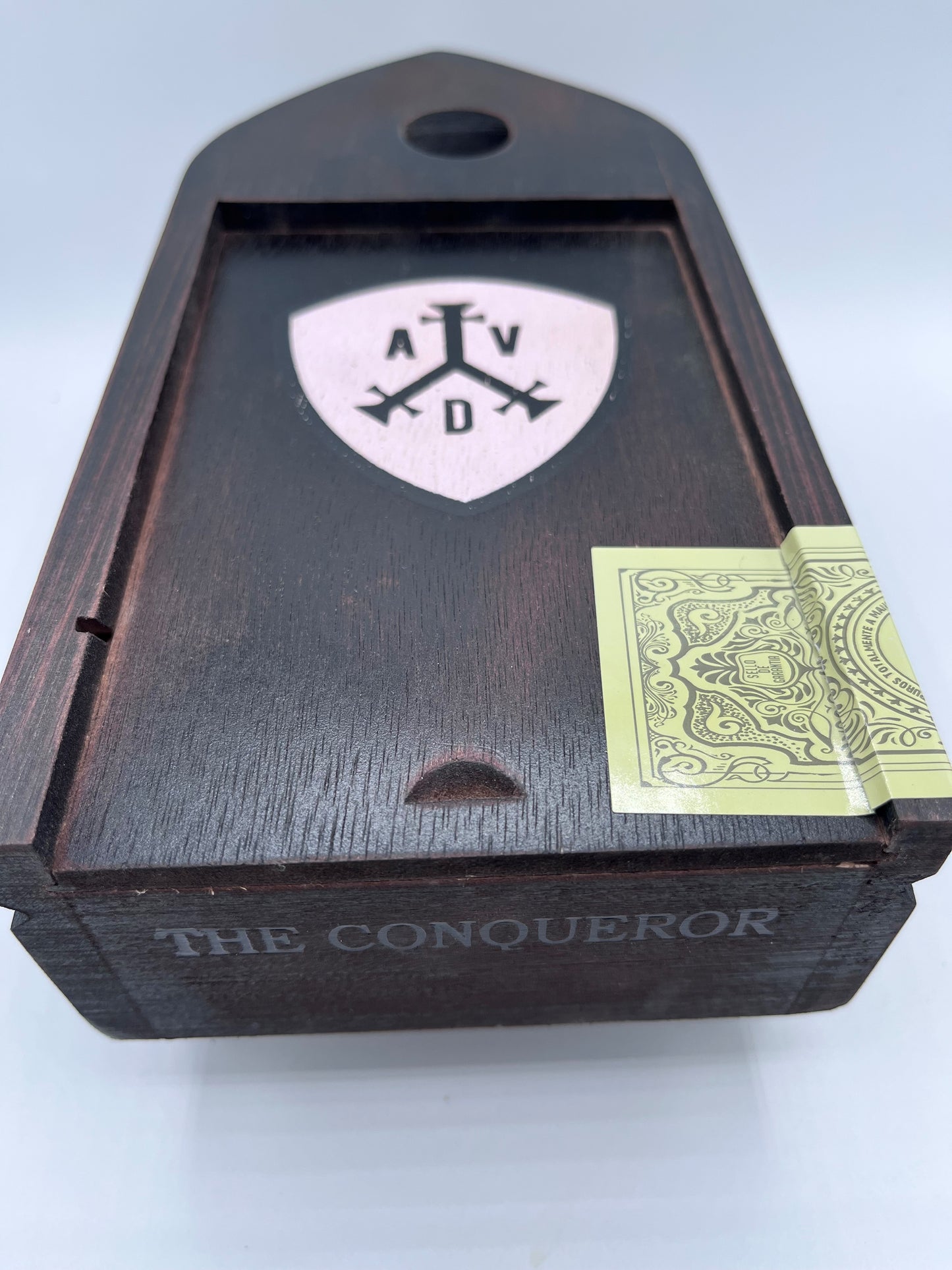 Conqueror Comandante by Adventura