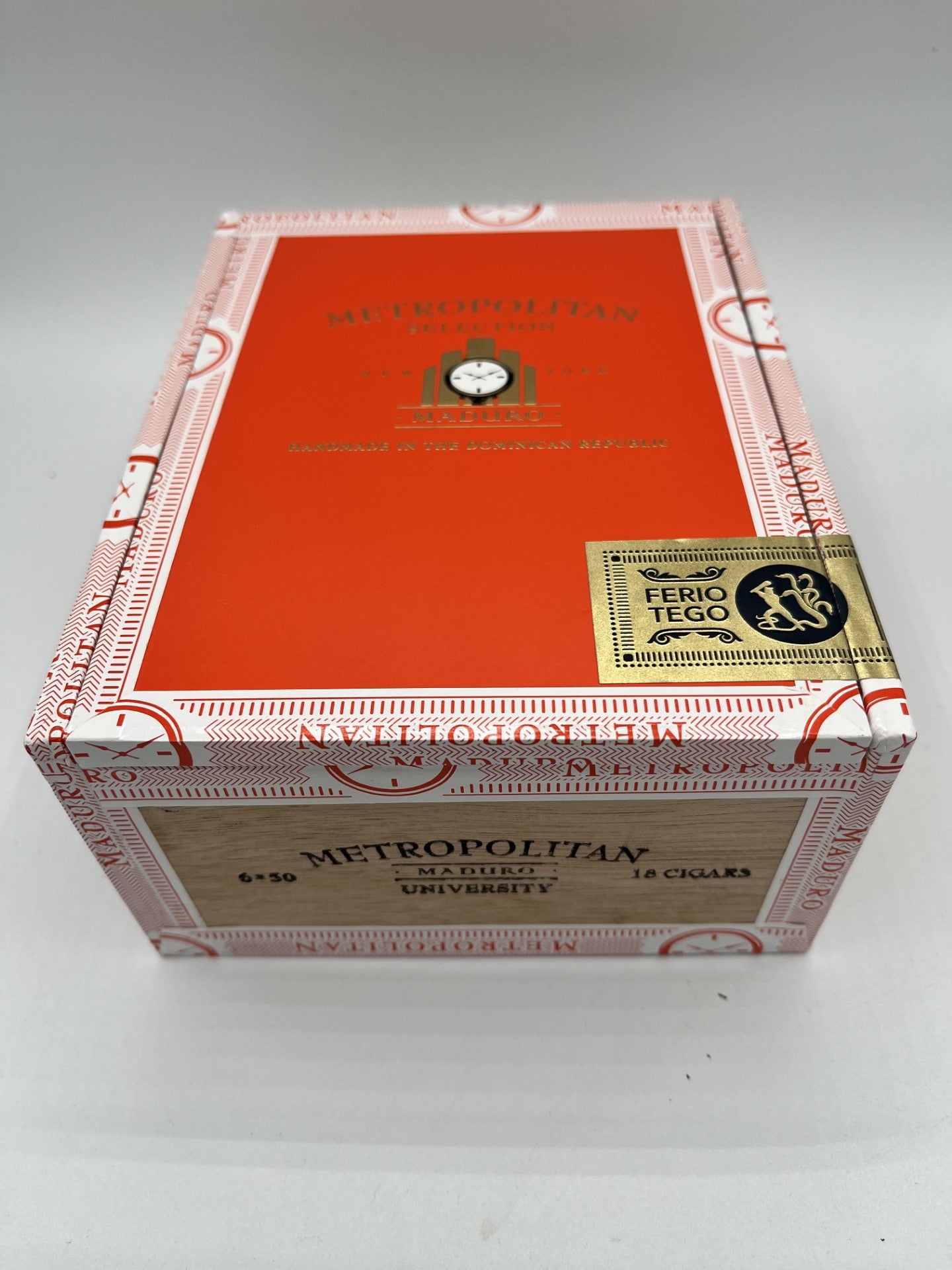 Metropolitan Selection Maduro University Exclusive for Ferio Tego