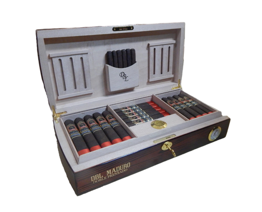 DBL Extra Viejo by Francisco Almonte