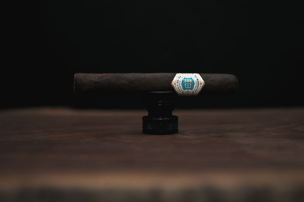 Dapper El Borracho Edmundo-Box Press