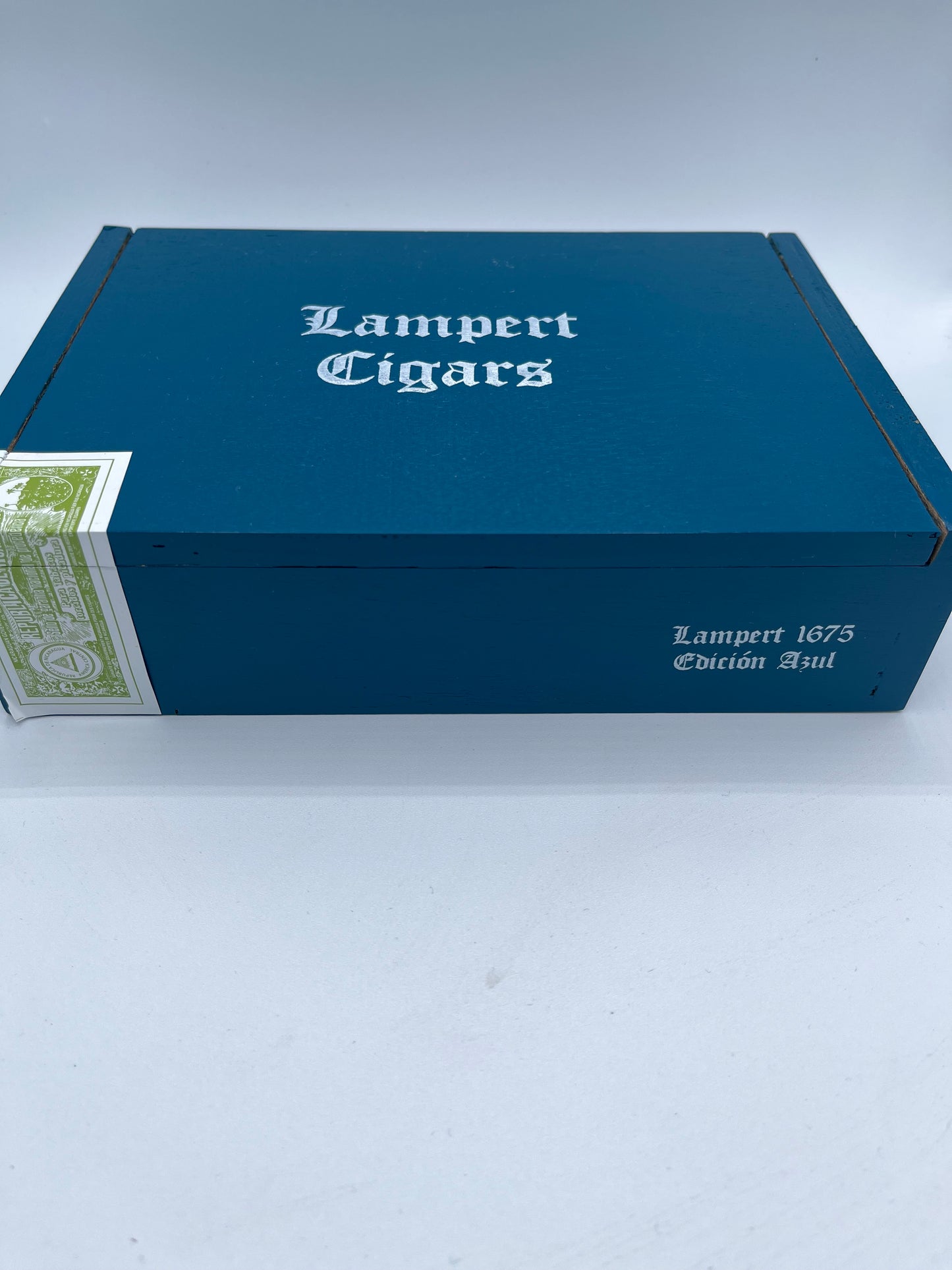 Lampert 1675 Azul